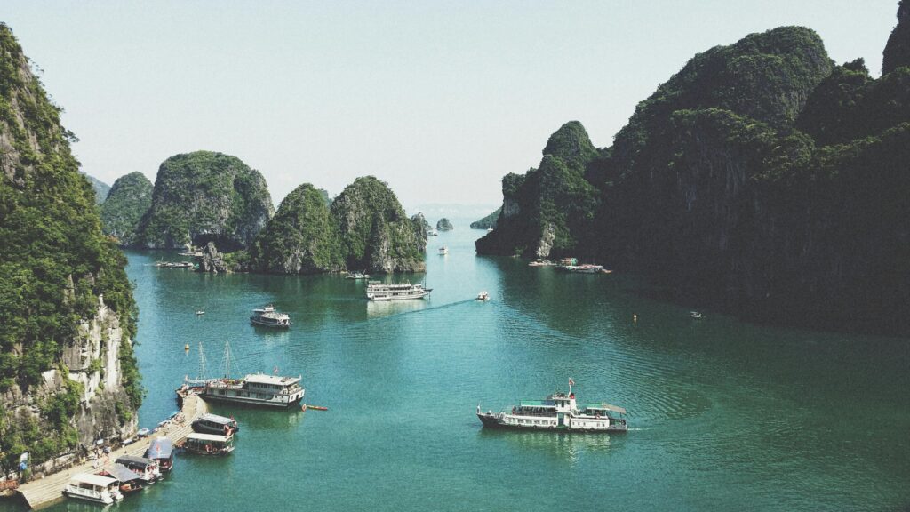 Vietnam Cultural Heritage & Scenic Wonders Tour